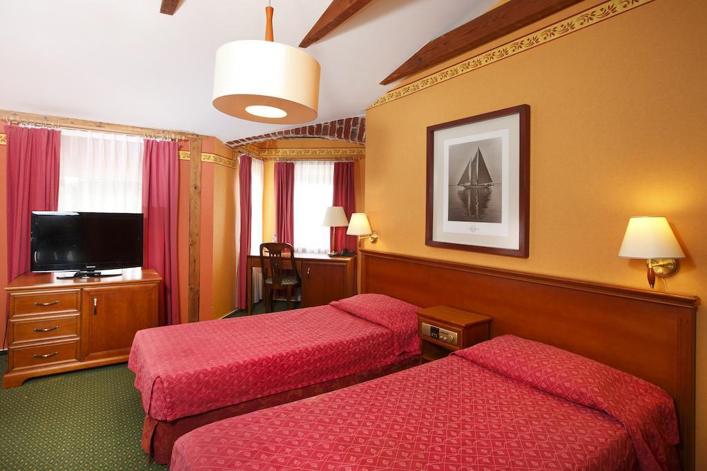 Meduza Hotel & Spa 미엘노 객실 사진